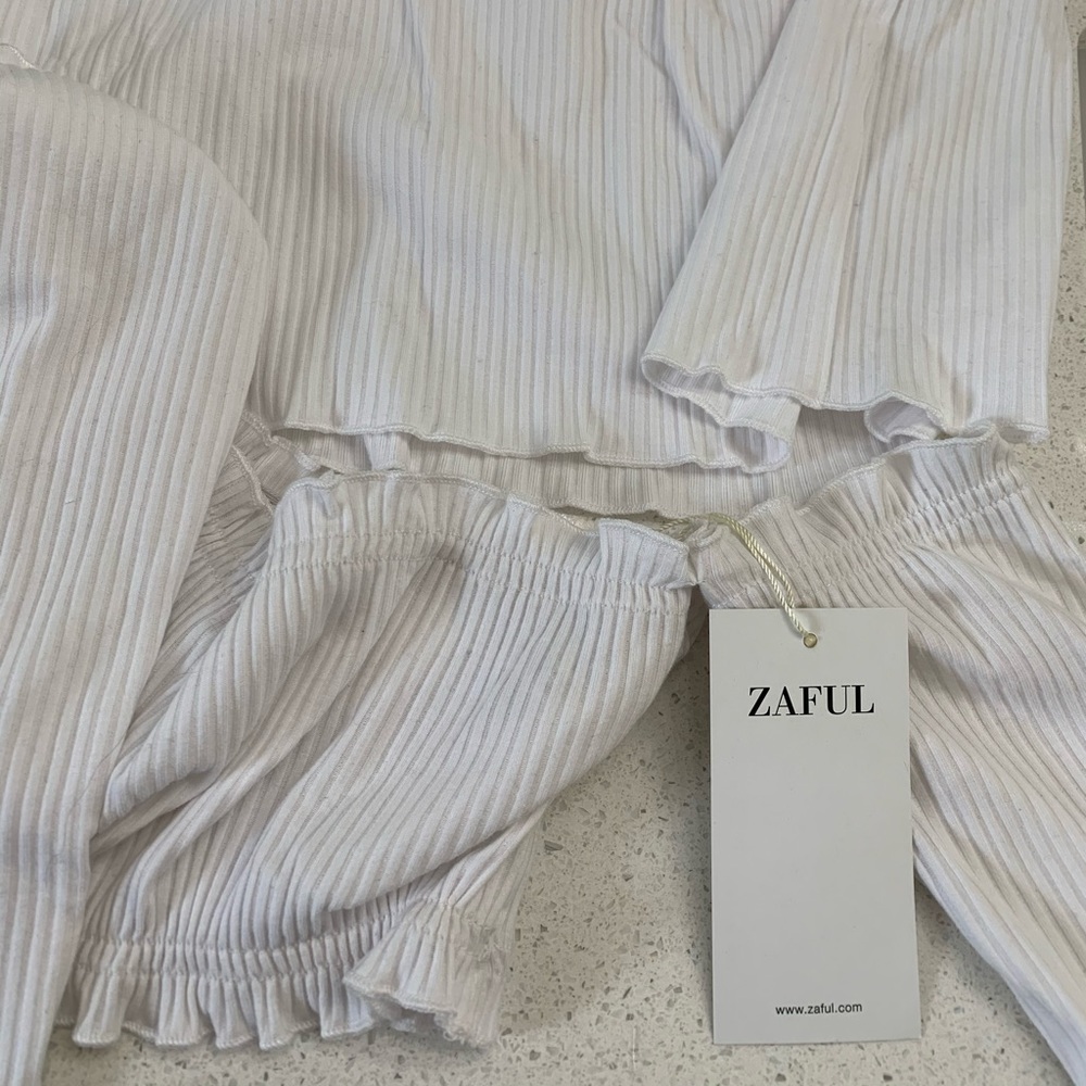 NWT White Two-Piece Set - Picture 5 of 5